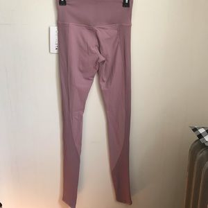Athleta Pants - Athleta Elation Hybrid tight Athleta Pants - Athleta Elation Hybrid tight
